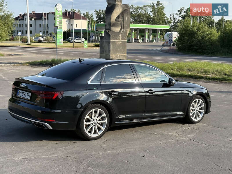 Седан Audi A4 2019 в Львові