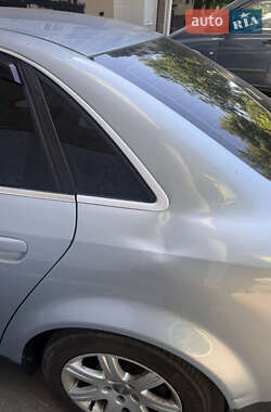 Седан Audi A4 2003 в 