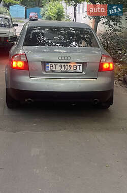 Седан Audi A4 2003 в 