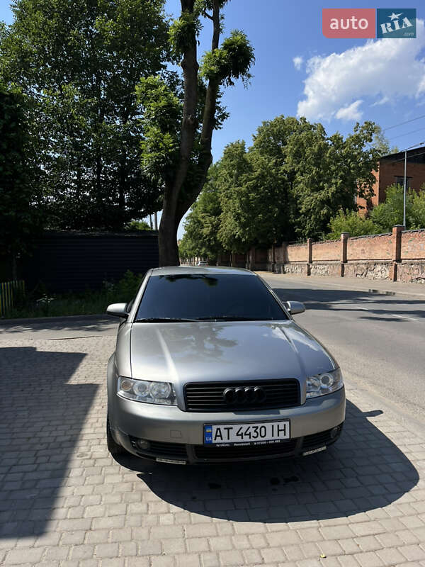 Седан Audi A4 2001 в Коломые