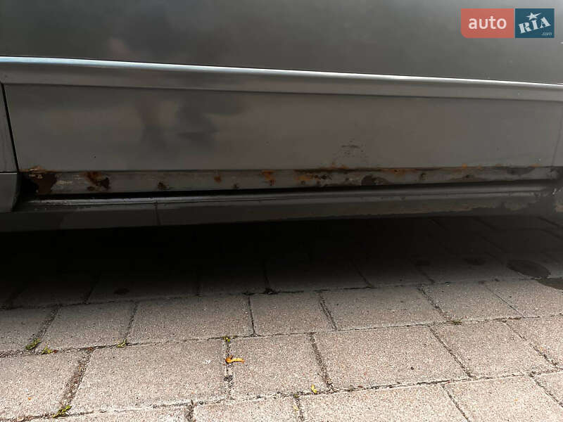 Універсал Audi A4 2002 в Луцьку