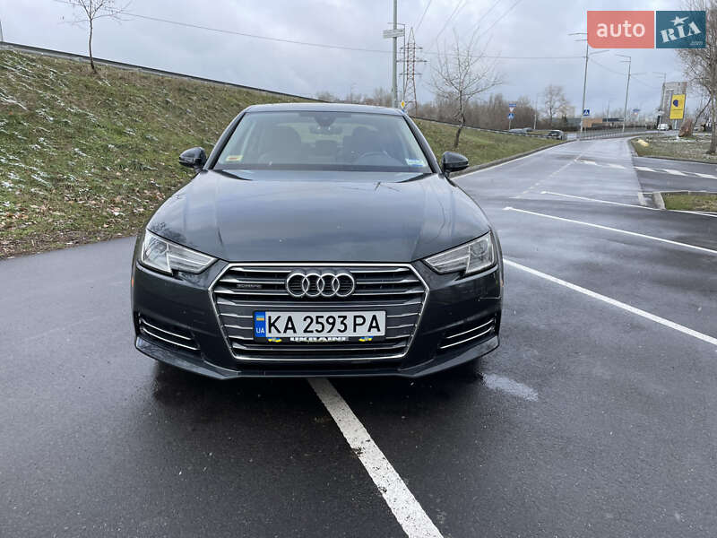 Седан Audi A4 2016 в Киеве