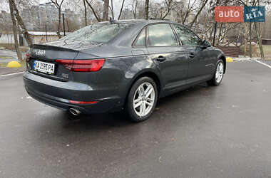 Седан Audi A4 2016 в 