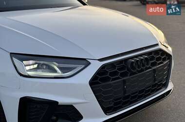 Седан Audi A4 2019 в 