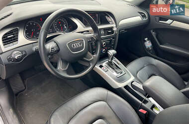 Седан Audi A4 2014 в 