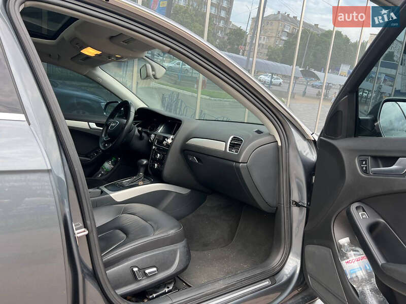 Седан Audi A4 2014 в Києві