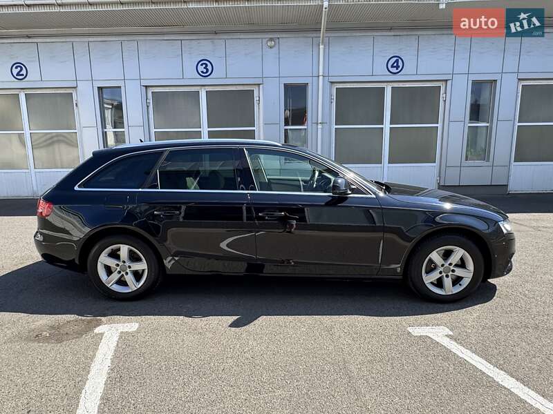 Універсал Audi A4 2009 в Одесі