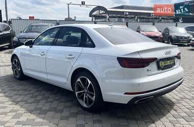Седан Audi A4 2019 в 
