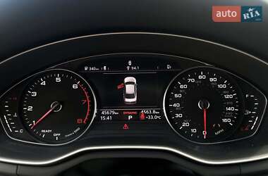 Седан Audi A4 2019 в 