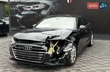 Седан Audi A4 2021 в 
