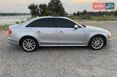 Седан Audi A4 2015 в 