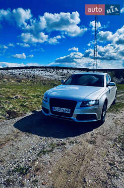 Седан Audi A4 2009 в 