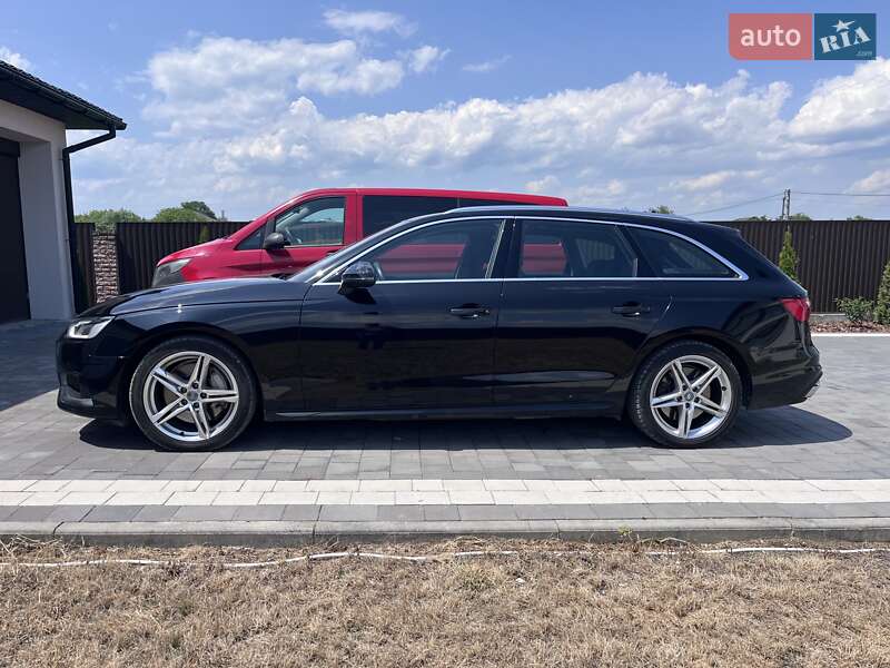 Универсал Audi A4 2019 в Ивано-Франковске