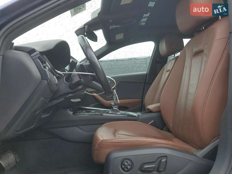 Седан Audi A4 2021 в Києві
