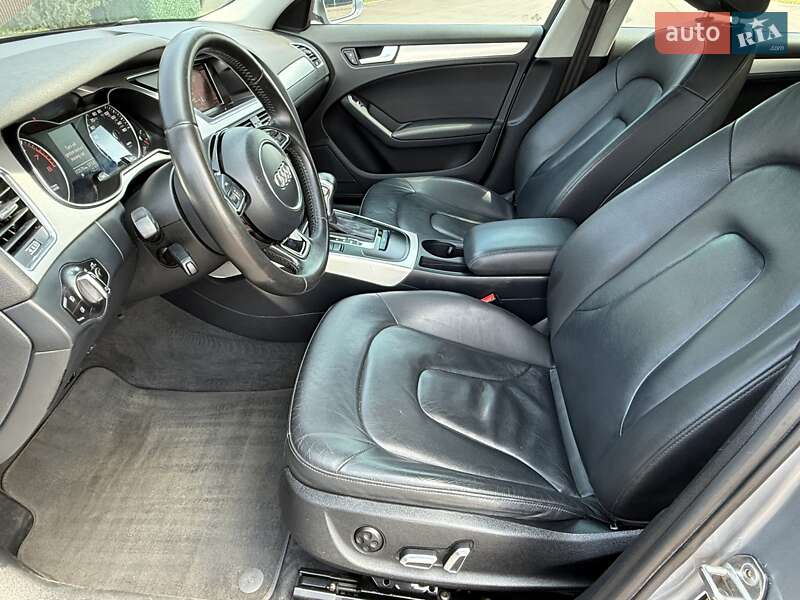 Седан Audi A4 2015 в Києві