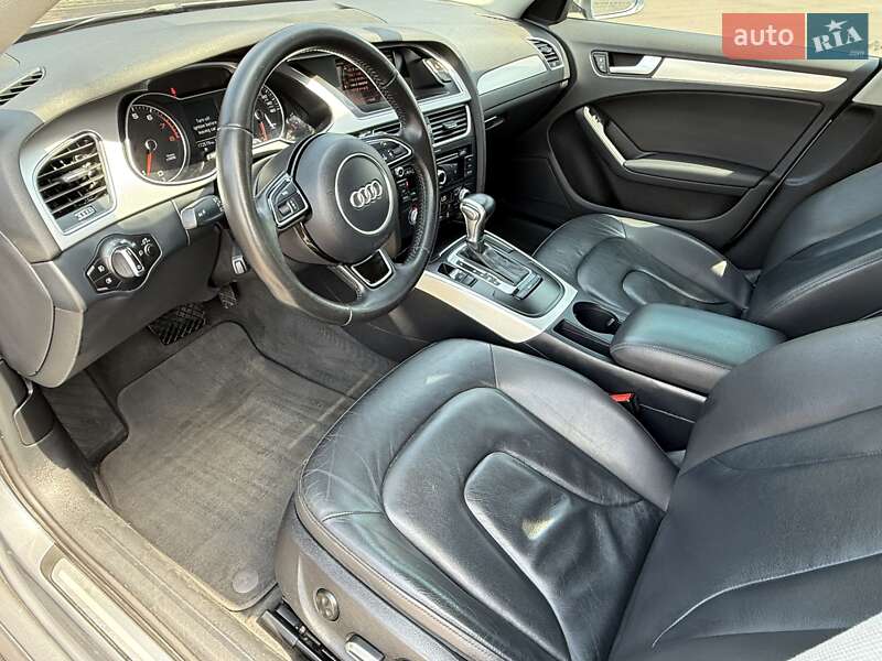 Седан Audi A4 2015 в Києві
