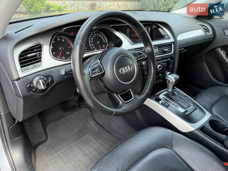 Седан Audi A4 2015 в Києві