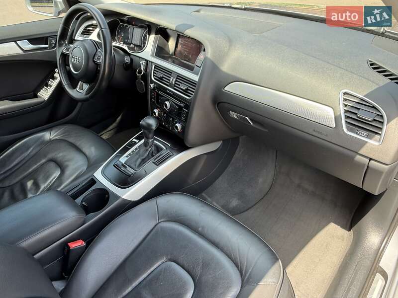Седан Audi A4 2015 в Києві