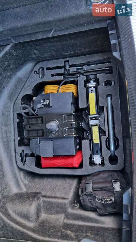 Универсал Audi A4 2010 в Киеве