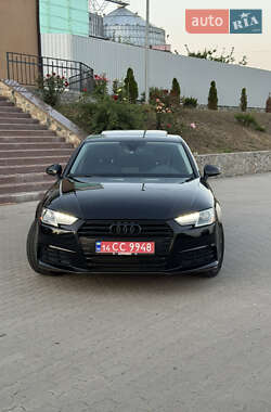 Седан Audi A4 2017 в 