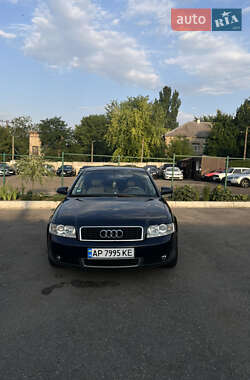 Седан Audi A4 2000 в 