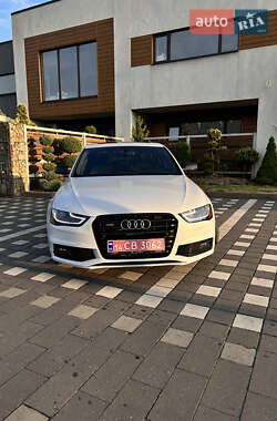 Седан Audi A4 2015 в Стрые