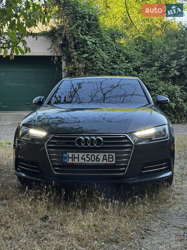 Седан Audi A4 2017 в Николаеве