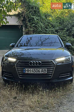 Седан Audi A4 2017 в 