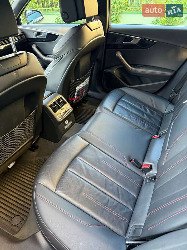 Седан Audi A4 2018 в Києві