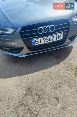 Седан Audi A4 2012 в 