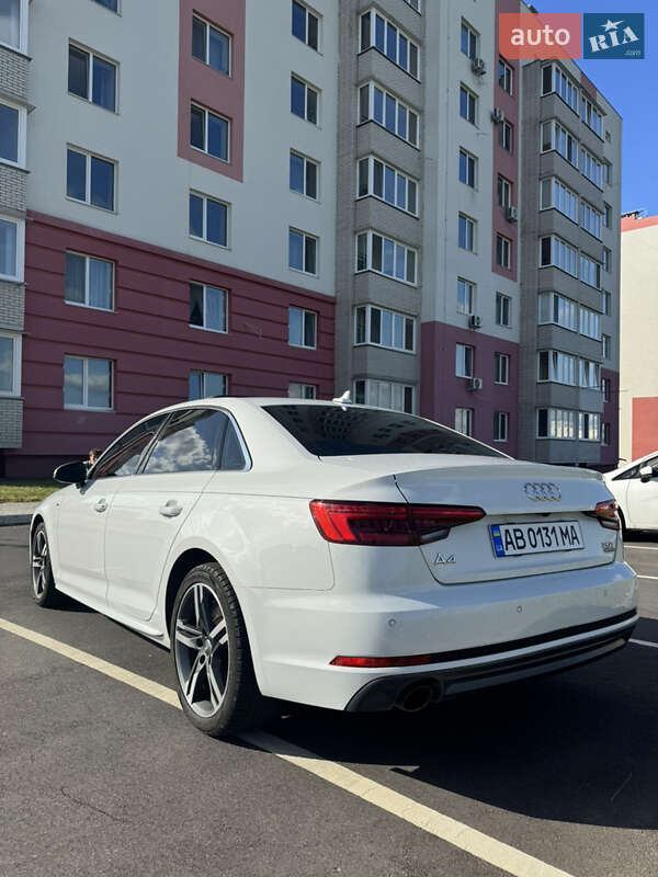 Седан Audi A4 2016 в Виннице