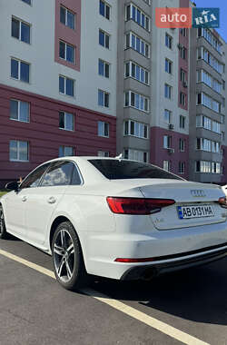Седан Audi A4 2016 в 