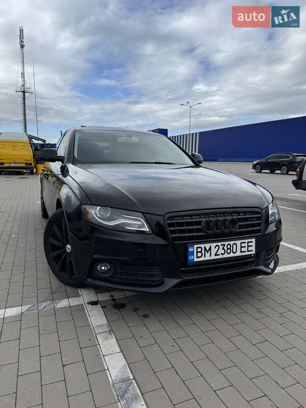 Седан Audi A4 2010 в 