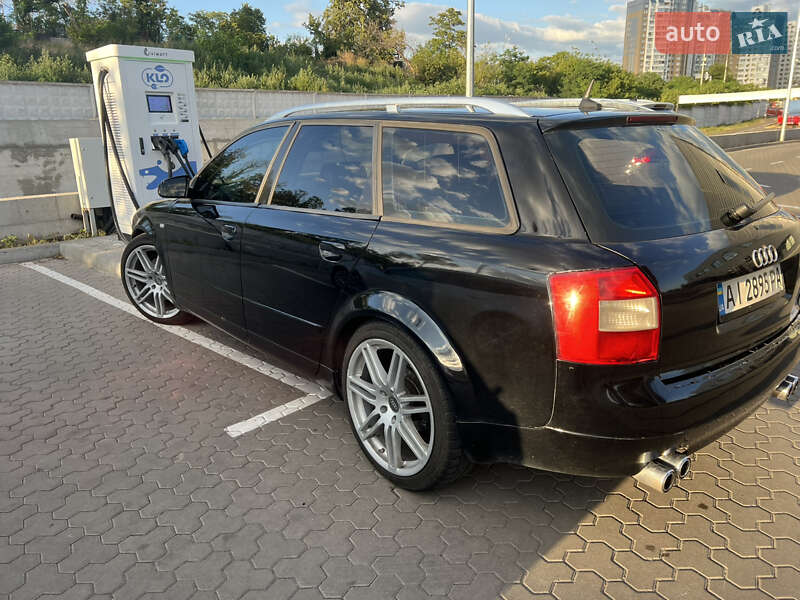 Універсал Audi A4 2001 в Києві