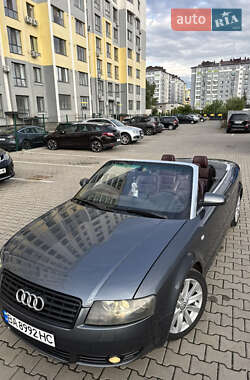 Кабриолет Audi A4 2005 в 