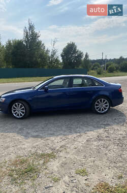 Седан Audi A4 2012 в 