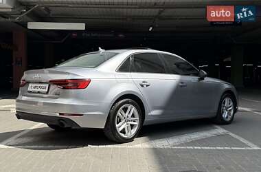 Седан Audi A4 2016 в 