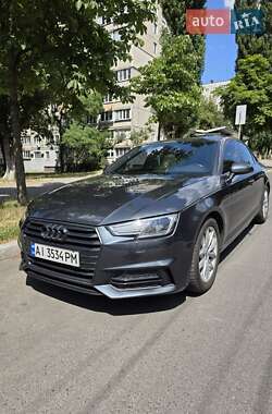 Седан Audi A4 2016 в 