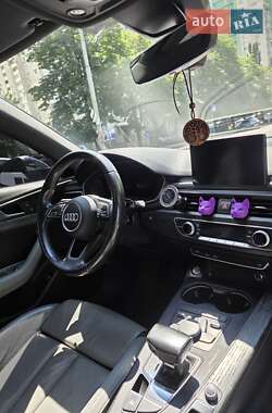 Седан Audi A4 2016 в 
