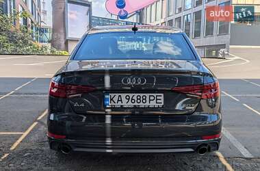 Седан Audi A4 2018 в 