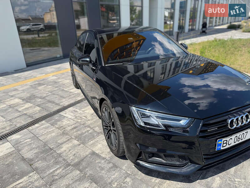 Седан Audi A4 2017 в Львове