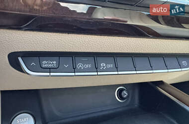 Седан Audi A4 2016 в 