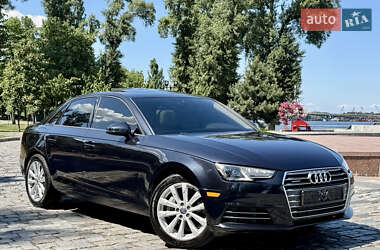 Седан Audi A4 2016 в 