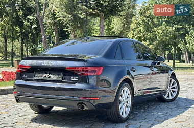 Седан Audi A4 2016 в 