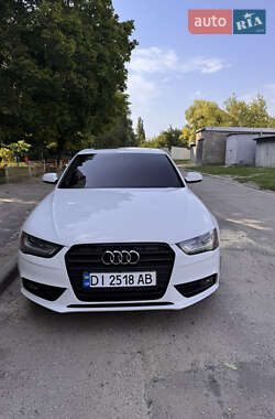 Седан Audi A4 2013 в Харкові