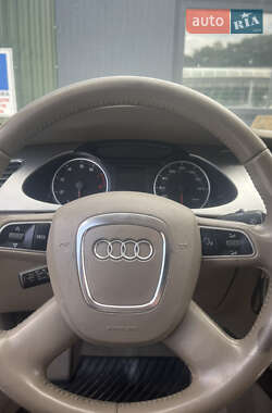 Седан Audi A4 2011 в 