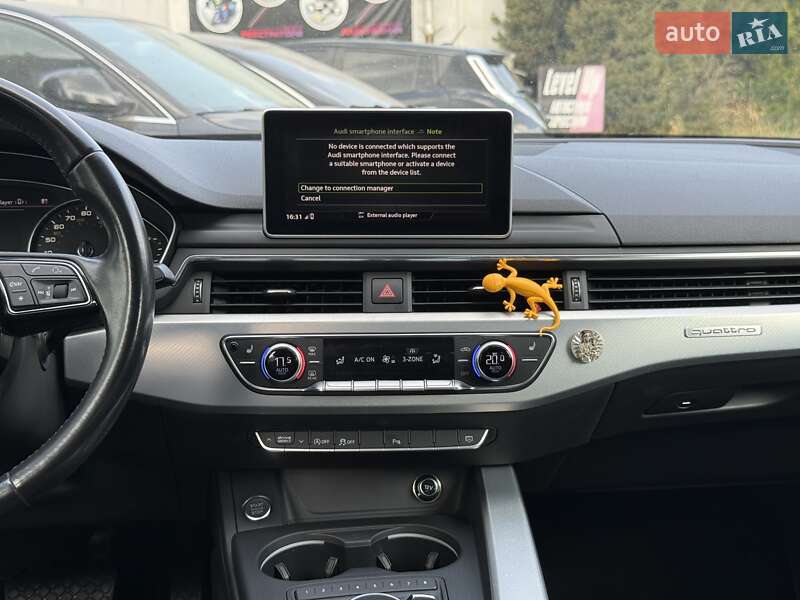 Седан Audi A4 2015 в Львові
