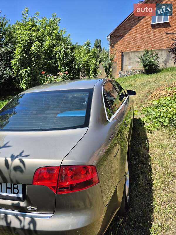 Седан Audi A4 2006 в Кропивницком