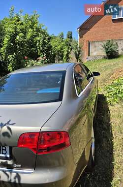 Седан Audi A4 2006 в 
