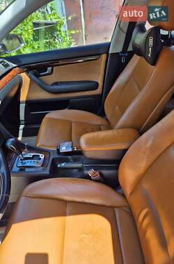 Седан Audi A4 2006 в 